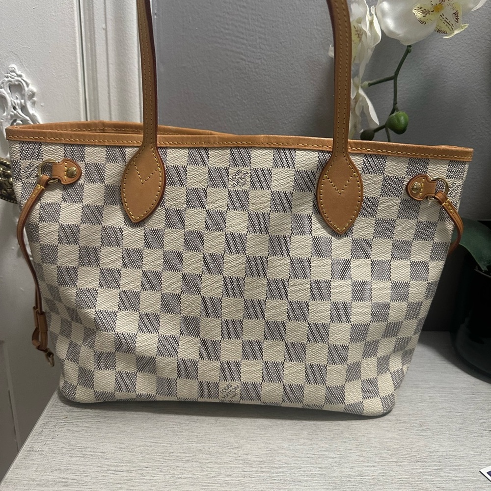 Louis Vuitton Tote Damier